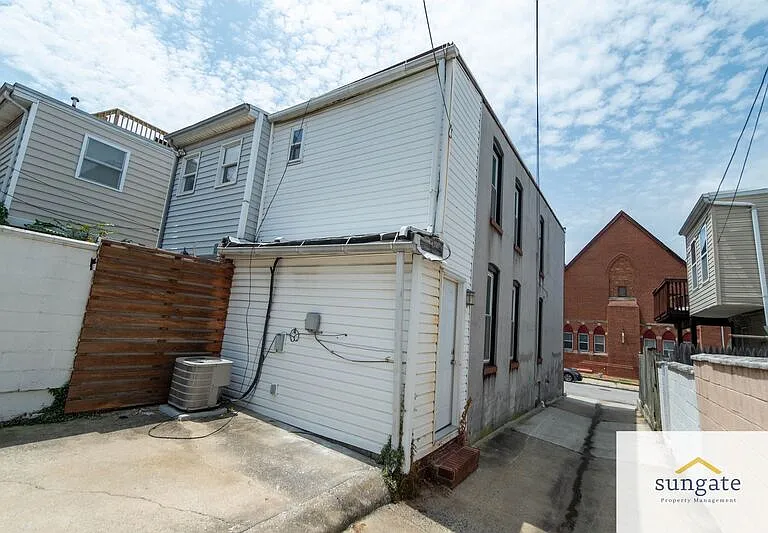 1303 Patapsco St — Photo 31