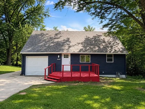7509 SW 12th St, Des Moines, IA 50315