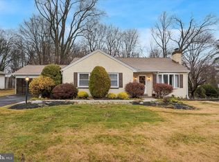 422 W Moreland Ave, Hatboro, PA 19040