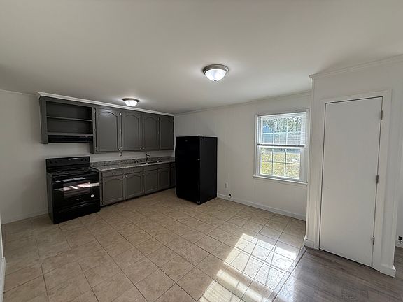 4th image of 1500 John Ave #1502
