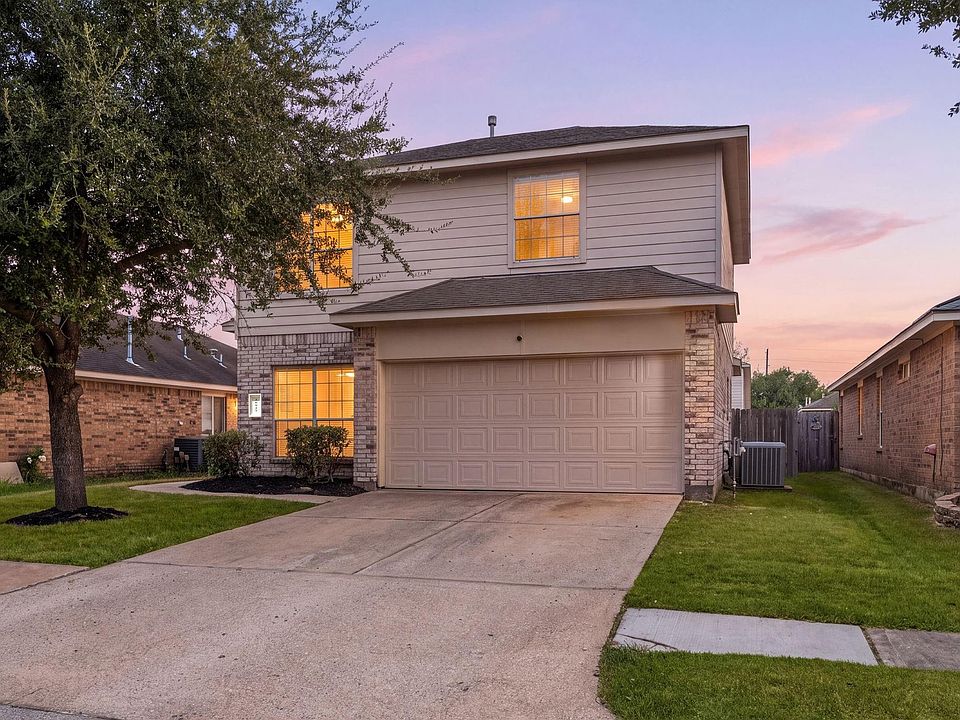 1st image of 20927 Roxette Ct