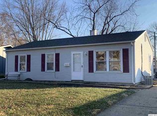 3422 Chestnut St, Quincy, IL 62301