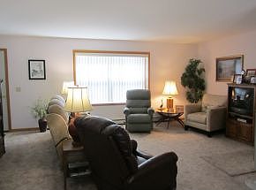 4th image of 93 Bellview Dr