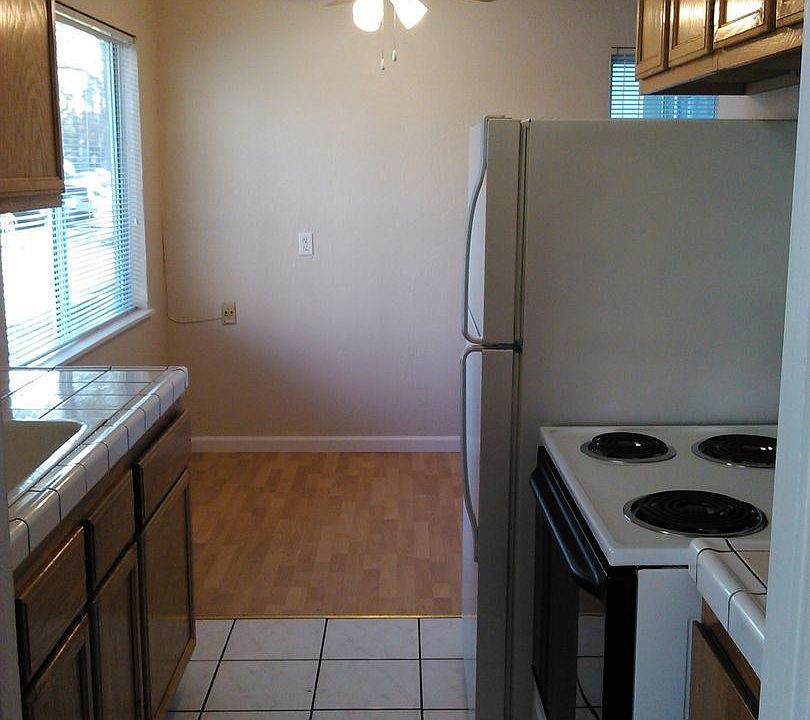 1st image of 417 S 9th St #8838846