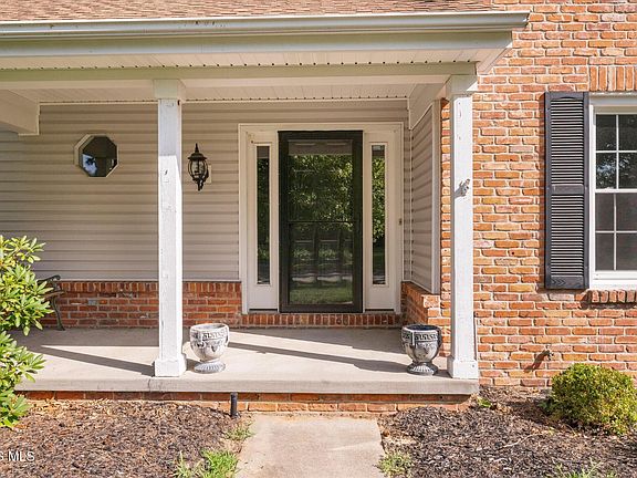 5th image of 5024 Hunters Green Dr