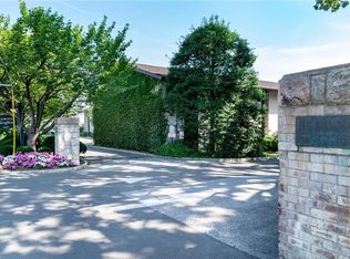 245 Hamilton Ave APT 7, Stamford, CT 06902