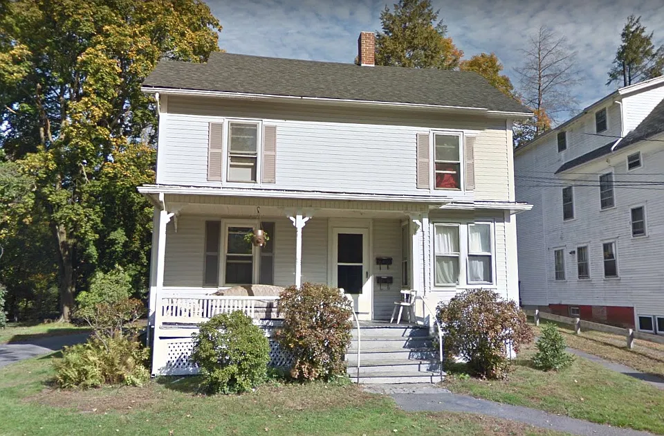 19 McClellan St #1