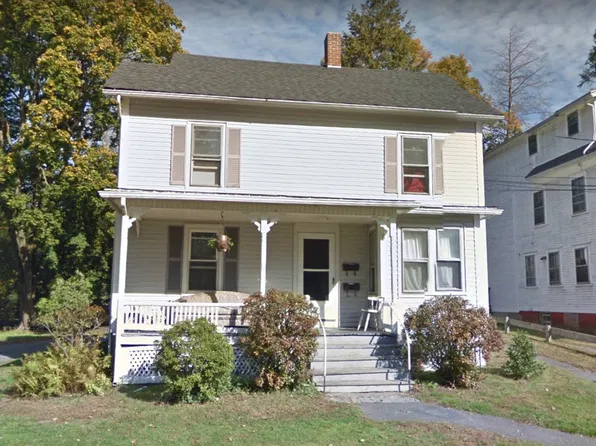 19 McClellan St #1, Amherst, MA 01002