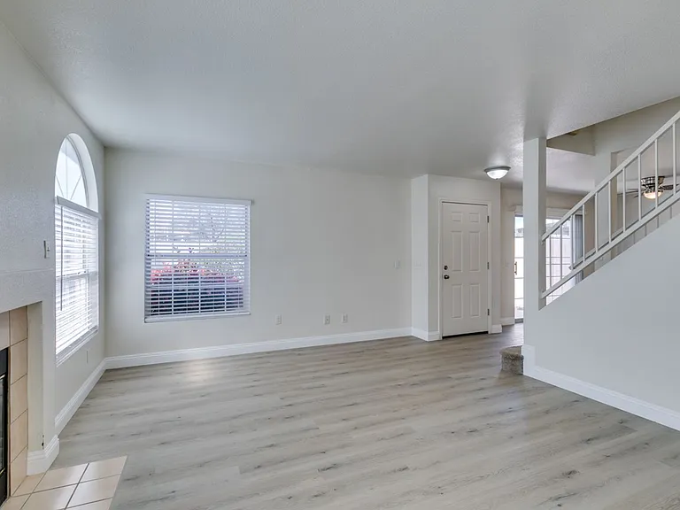 8476 Indigo Sky Ave — Photo 15