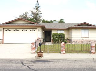 1320 Speer St, Oakdale, CA 95361