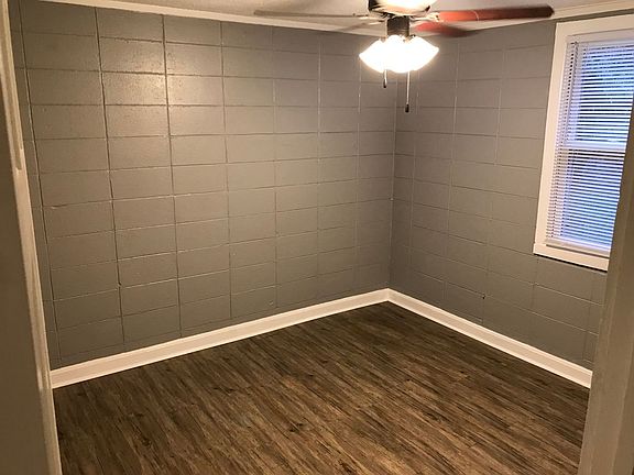 4th image of 111 Morton St APT 1