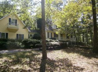 132 Hudson River Dr, Commerce, GA 30530