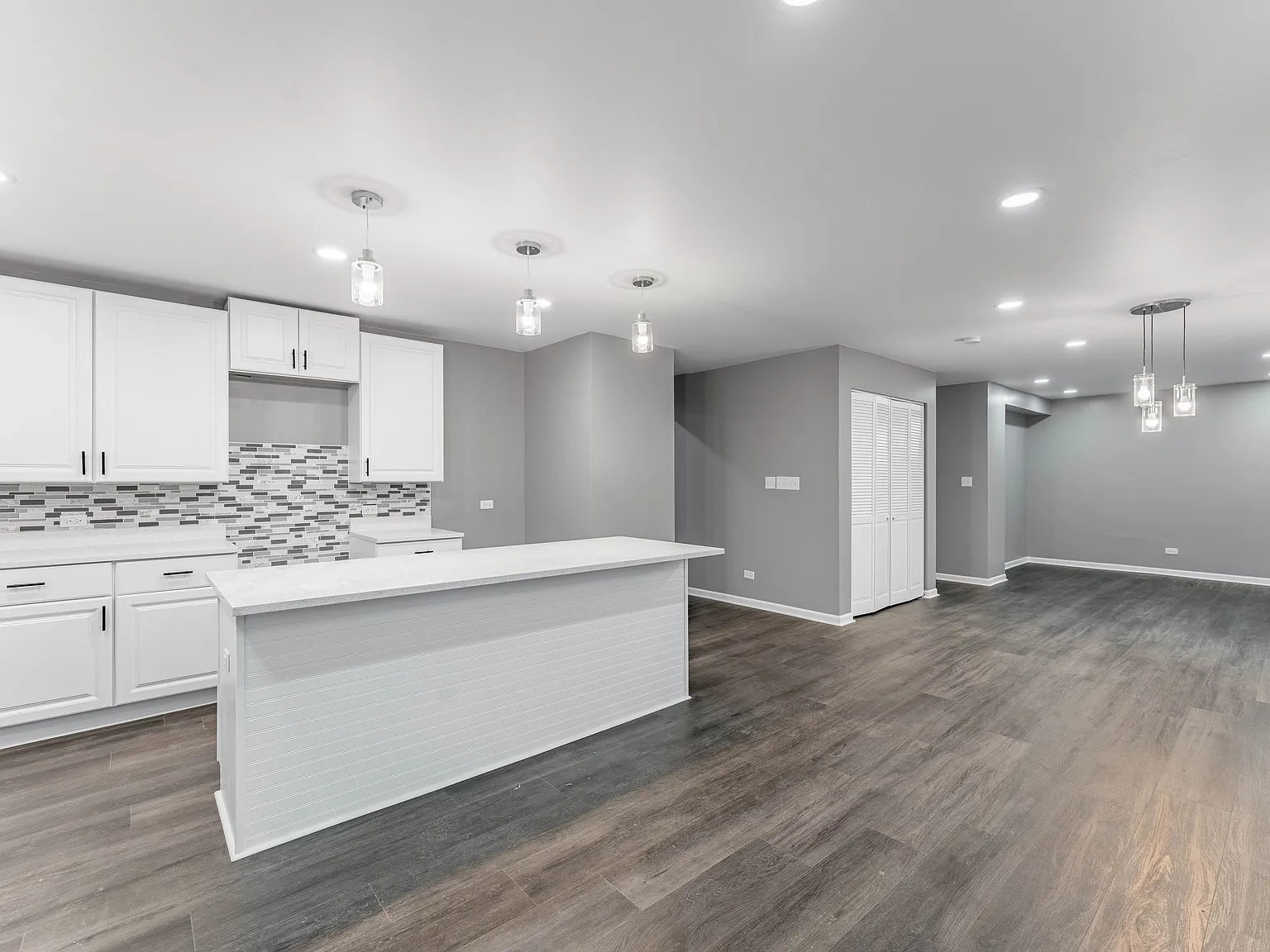 2 bed, 1200 sqft, $2,550 — Photo 3