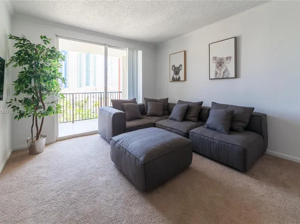 17100 N Bay Rd, Sunny Isles Beach, FL