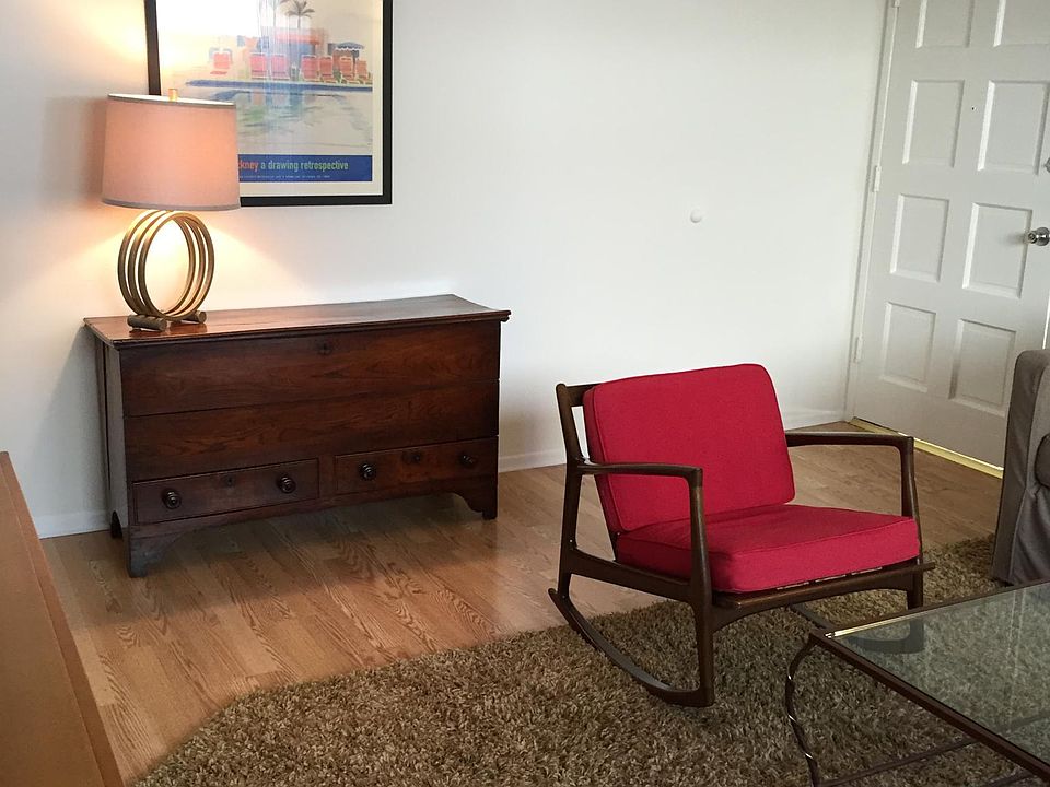 1st image of 1111 Lincoln Blvd #5