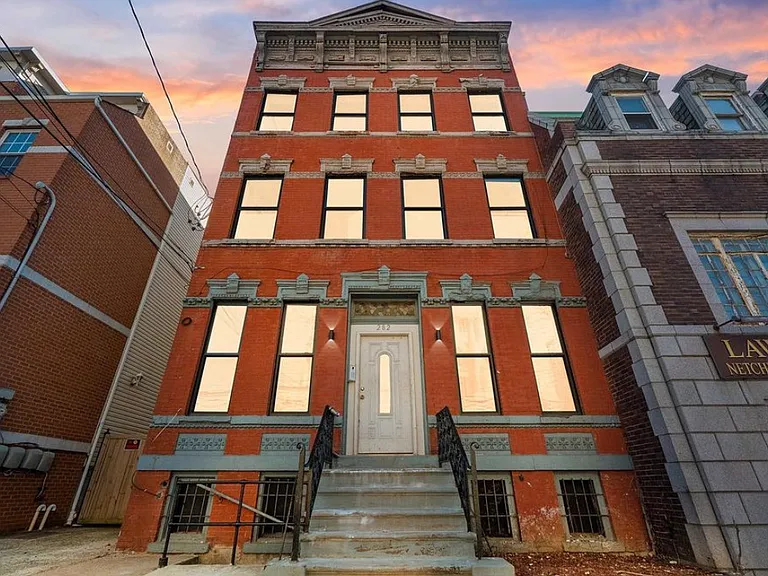 282 Baldwin Ave #2R — Photo 9