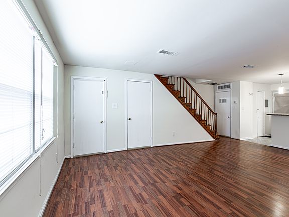 5th image of 430 N Patrick St #2