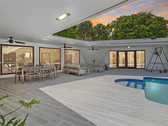 4th image of 11425 N Bayshore Dr