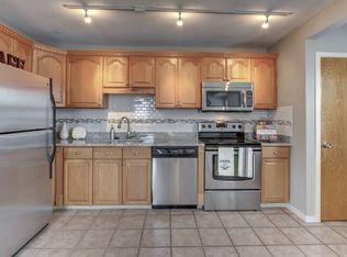 54 Oakwood Ave, Lynn, MA 01902