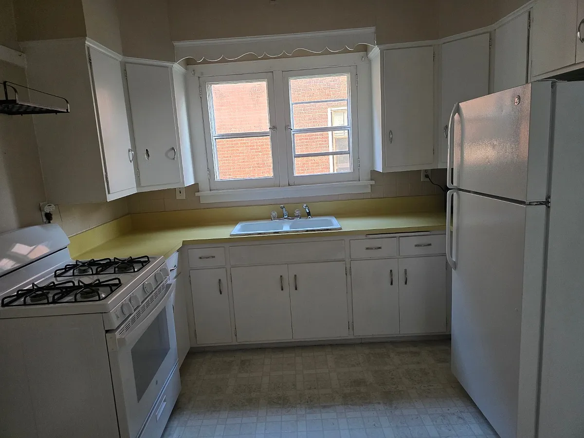 Building Photo - 3307 N Cramer St #1