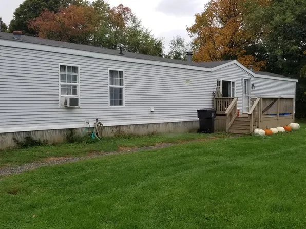 10330 Kelly Hwy, Vermontville, MI 49096