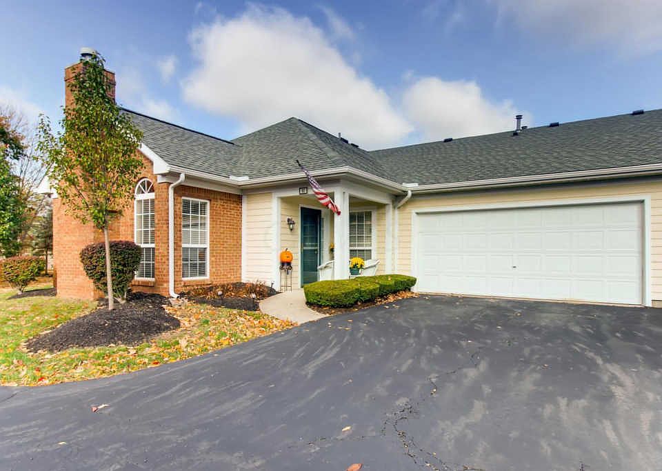 1st image of 92 Orchard Oak Dr