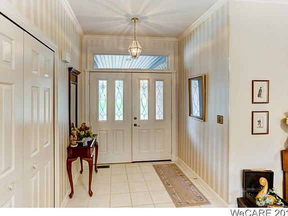 4th image of 1628 Tanglewood Ln
