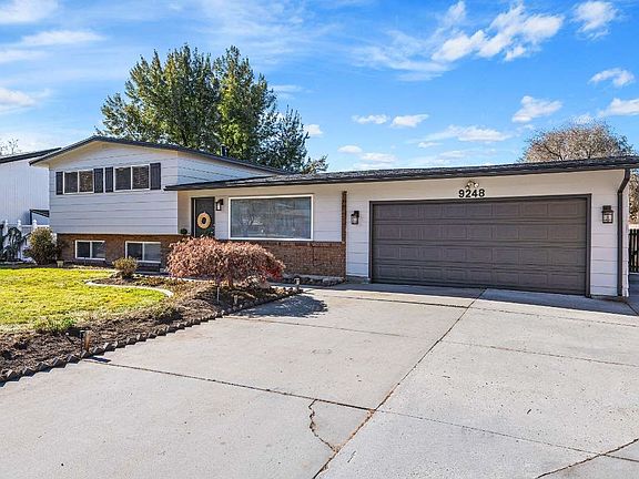 2nd image of 9248 S Quail Hollow Dr #2700-E