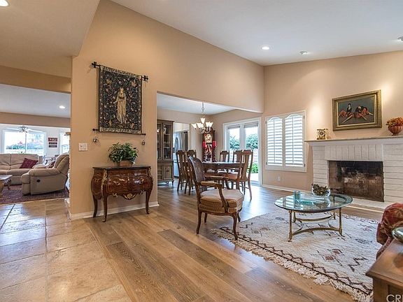 4th image of 272 Cedar Heights Dr