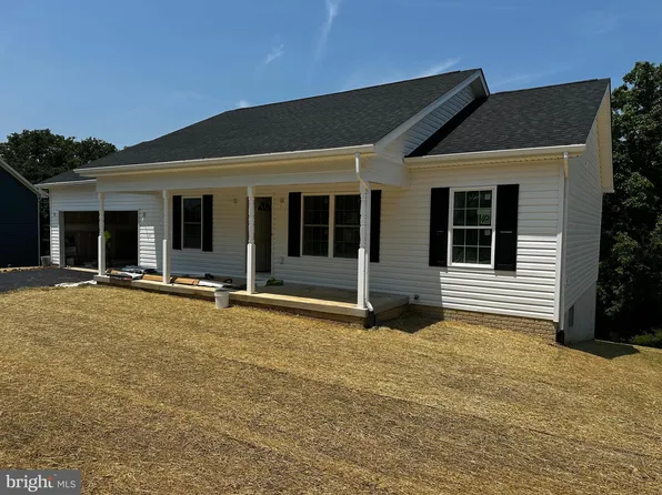 296 Europa Way, Martinsburg, WV 25405