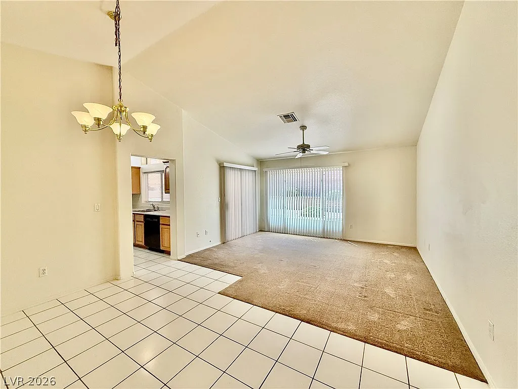 Building Photo - 2821 Byron Dr
