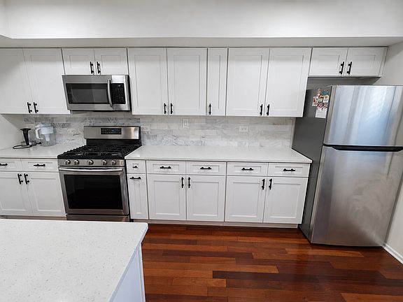 5th image of 1204 Inverrary Ln