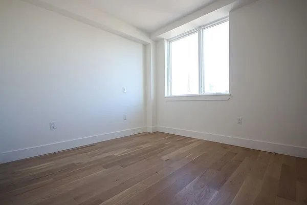 Rented by LG Fairmont Group | media 52