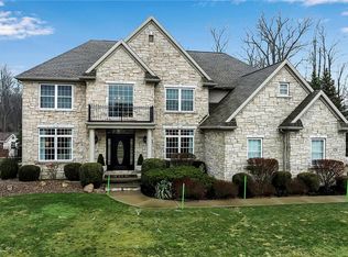 175 Via Foresta Ln, Buffalo, NY 14221