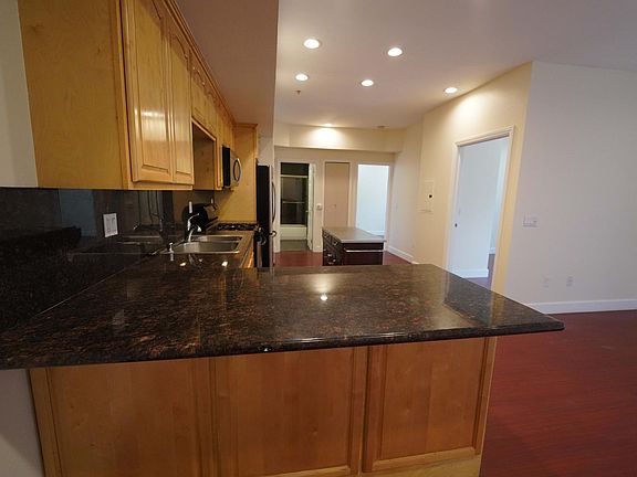 5th image of 7056 Fulton St Unit 3