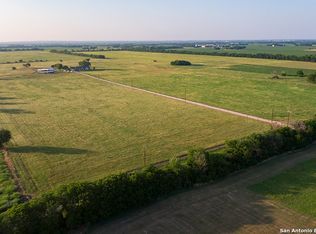 2464 Bolton Rd, Marion, TX 78124