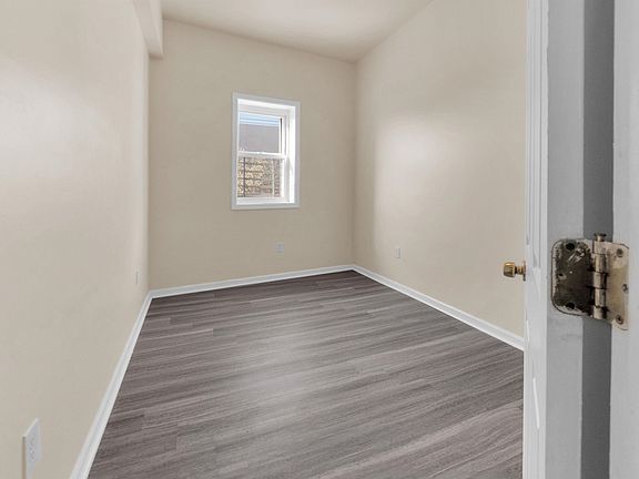 3rd image of 31A Martin Luther King Jr Dr Floor 2