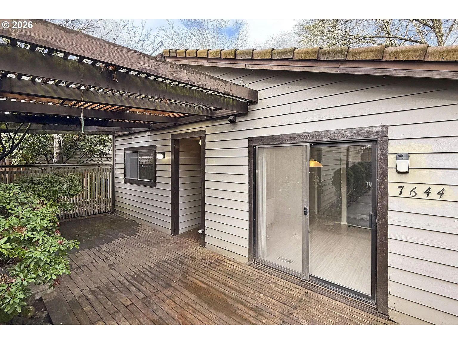 7644 SW Cresmoor Dr photo 1