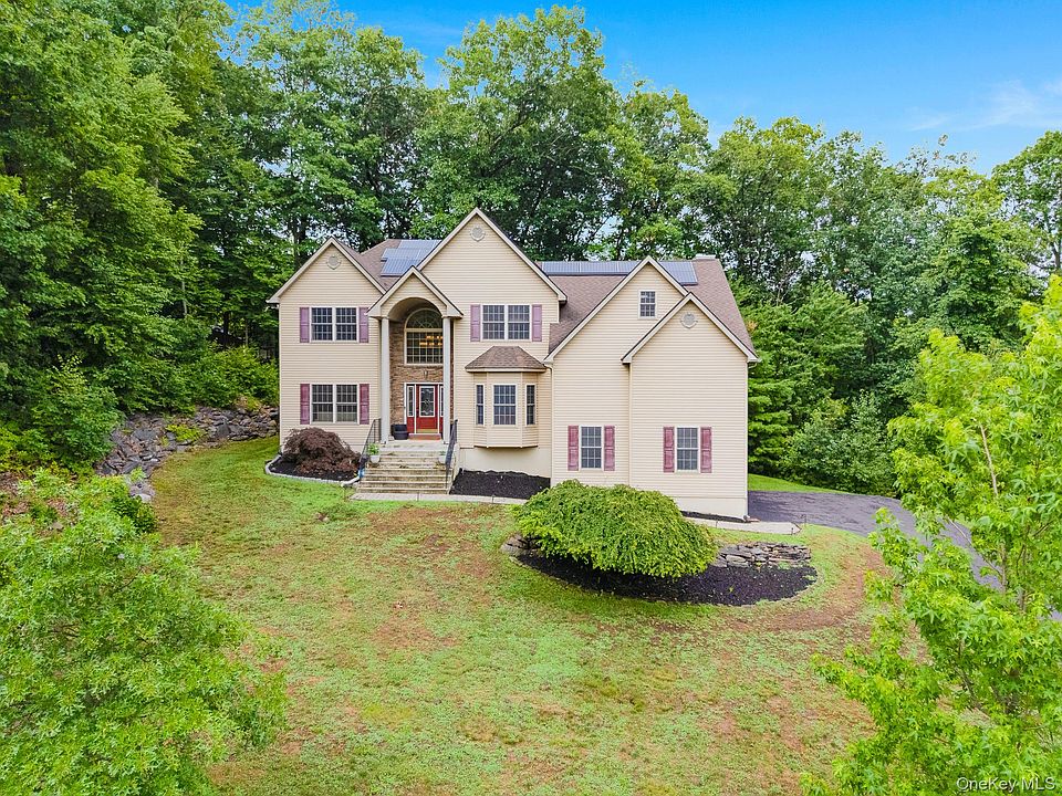 1st image of 5 Sherwood Court