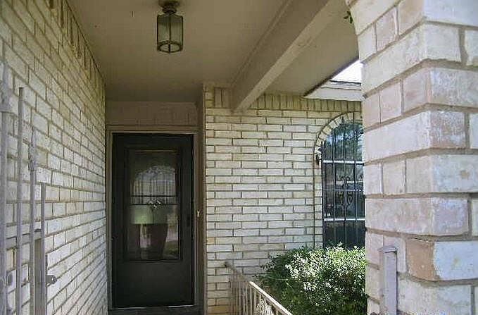 1st image of 859 Henslee Dr