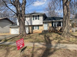 1051 E Rosebrier St, Springfield, MO 65807
