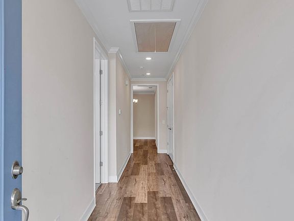 4th image of 2343 Fairchild Cir #203