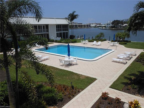 2nd image of 333 Harbour Dr APT 204