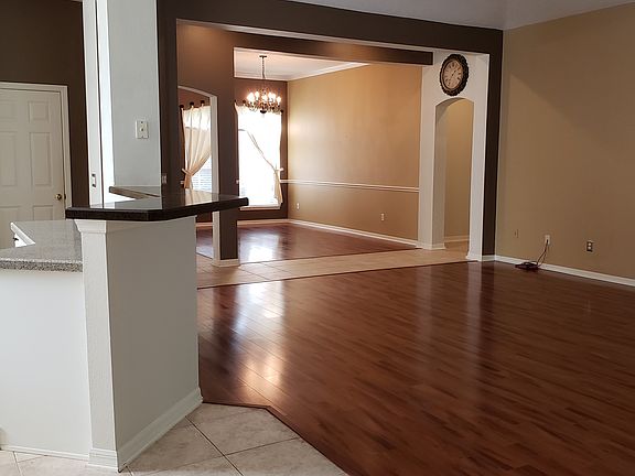 2nd image of 527 Masalo Pl