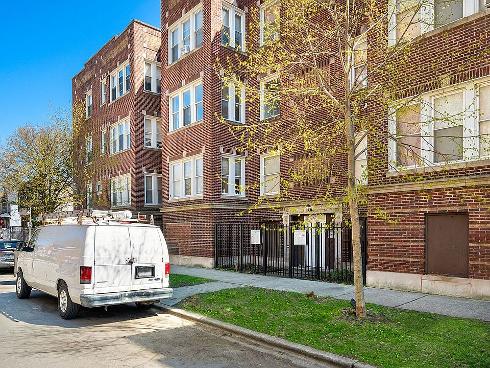 1st image of 7400 S Phillips Ave #2439-2E