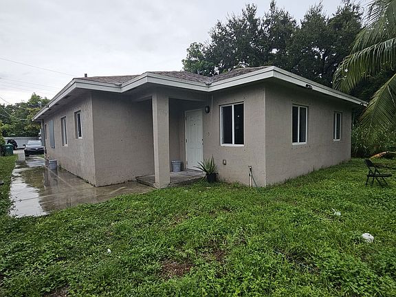 2nd image of 440 NW 94th St #442