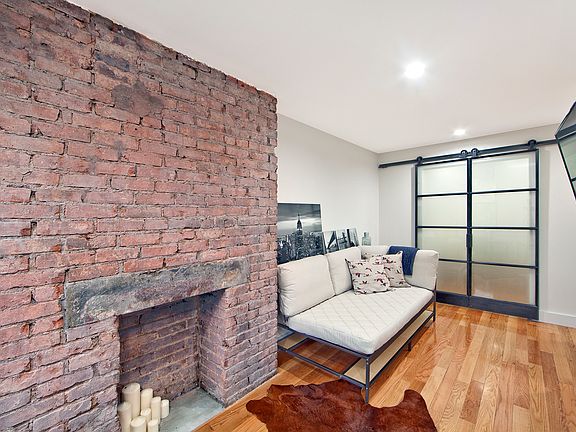 3rd image of 331 E 5th St APT B4