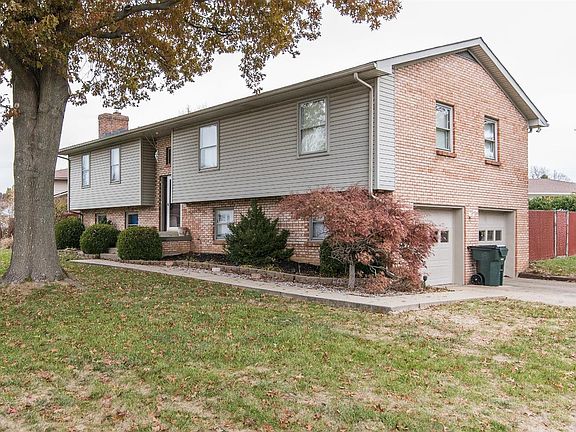 5th image of 569 Bryanwood Pkwy