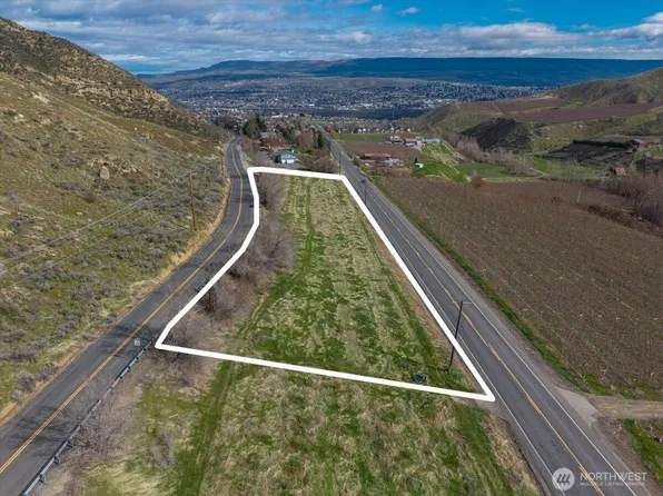 11 Methow Street, Wenatchee, WA 98801