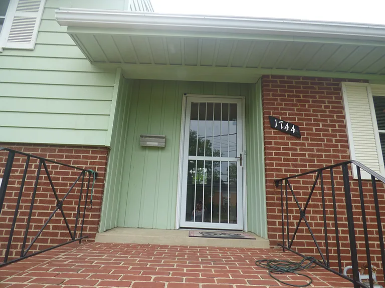 1744 Great Falls St — Photo 1